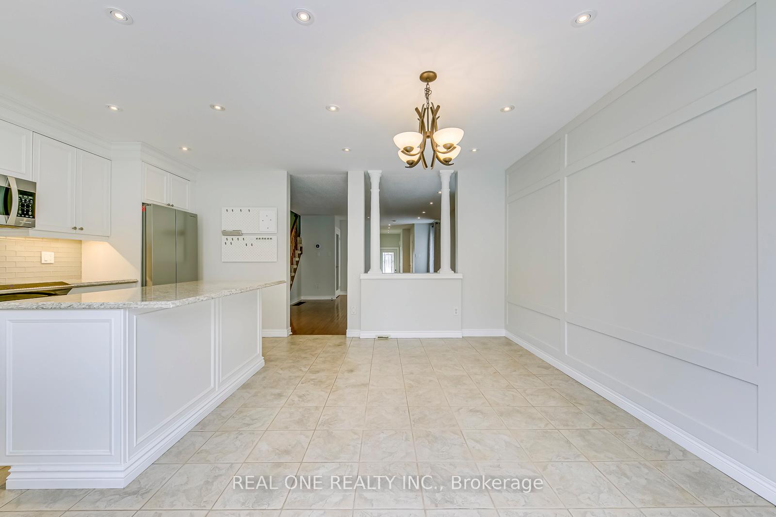Photo 16 of 1491 Gulledge Trail, Oakville, West Oak Trails — HOMEH