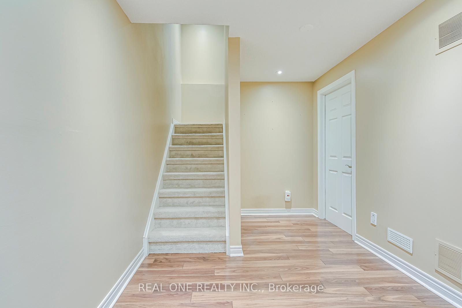 Photo 32 of 1491 Gulledge Trail, Oakville, West Oak Trails — HOMEH