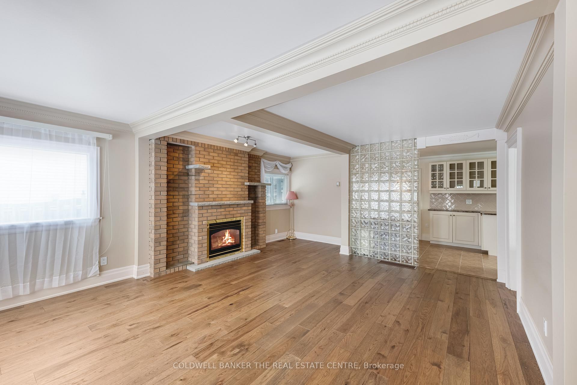 Photo 9 of 197 Cameron Crescent, Georgina, Keswick North — HOMEH
