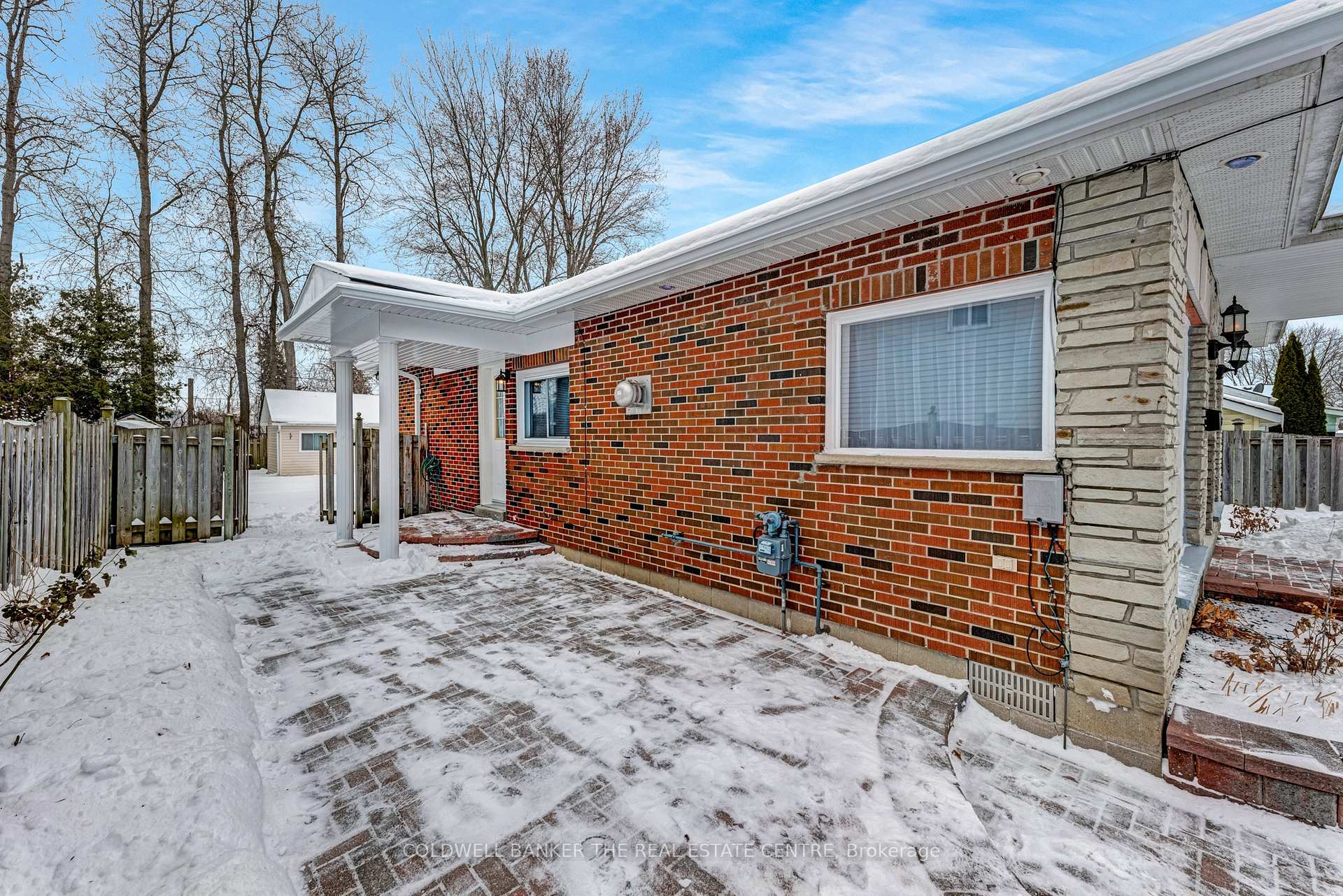Photo 27 of 197 Cameron Crescent, Georgina, Keswick North — HOMEH