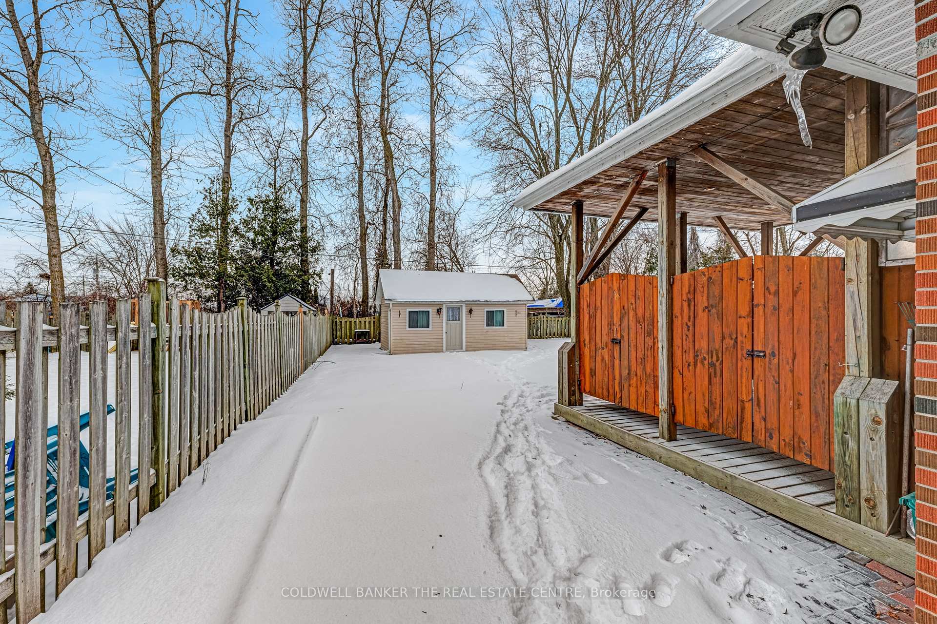 Photo 30 of 197 Cameron Crescent, Georgina, Keswick North — HOMEH