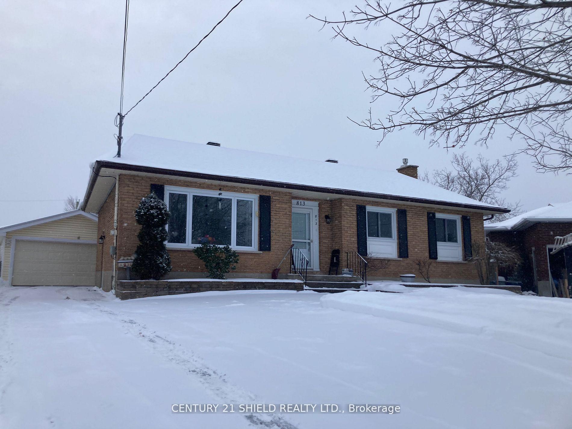 Photo 1 of 813 Haldimand Crescent, Cornwall — HOMEH