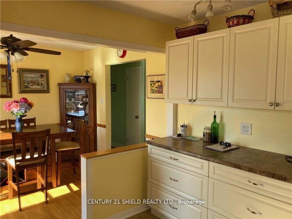 Photo 6 of 813 Haldimand Crescent, Cornwall — HOMEH