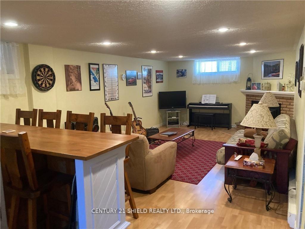 Photo 16 of 813 Haldimand Crescent, Cornwall — HOMEH