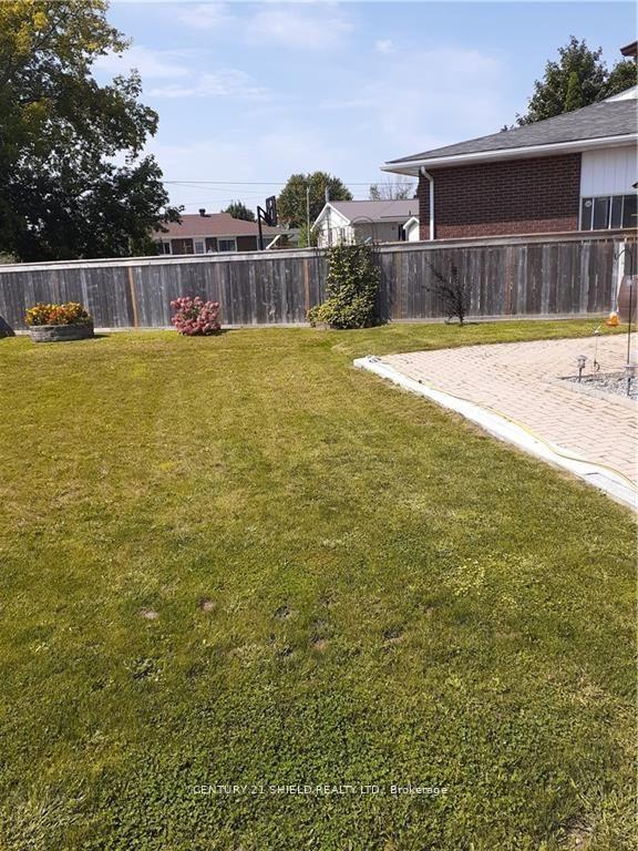 Photo 29 of 813 Haldimand Crescent, Cornwall — HOMEH