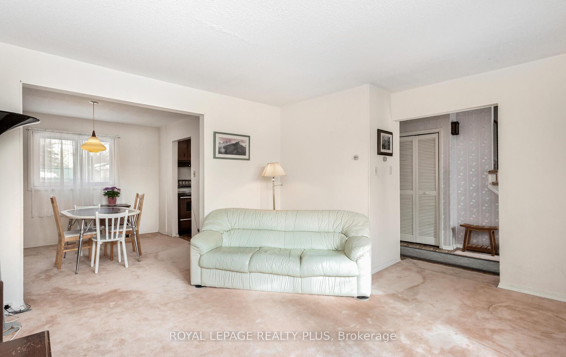Photo 6 of 22 Airedale Court, Halton Hills, Georgetown — HOMEH