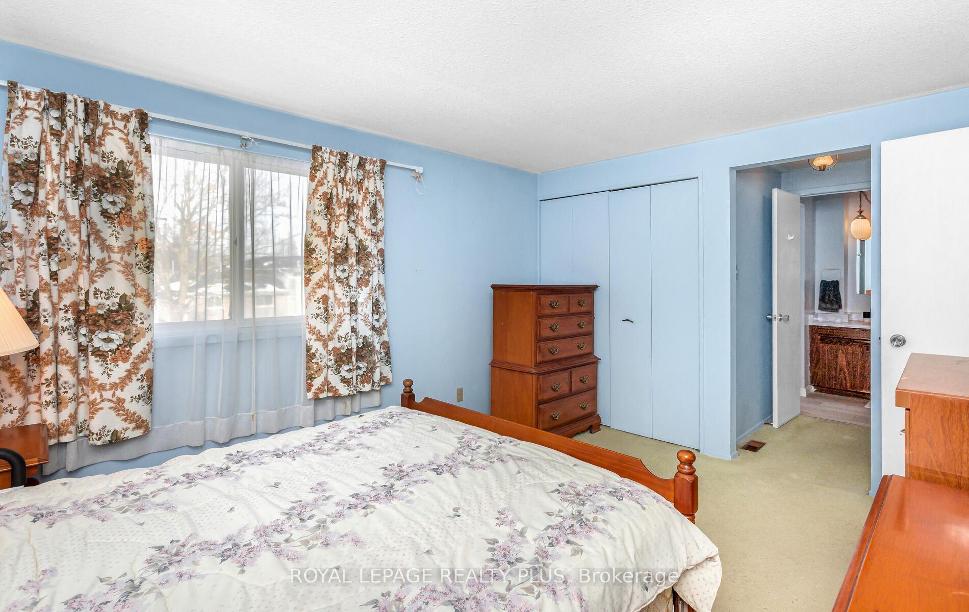 Photo 13 of 22 Airedale Court, Halton Hills, Georgetown — HOMEH