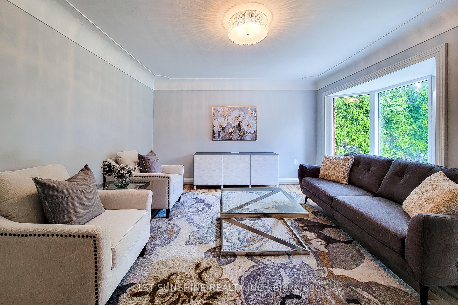 Photo 6 of 88 Fiddlers Green Road, Hamilton, Ancaster — HOMEH