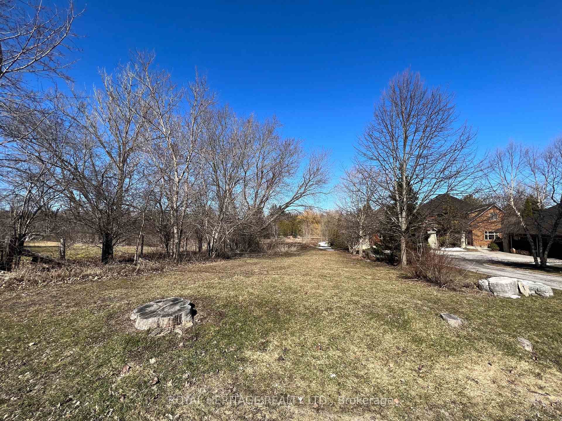 Photo 6 of 77 King Lane, Clarington, Rural Clarington — HOMEH