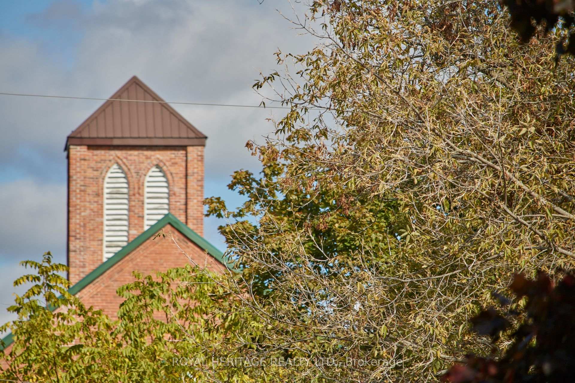 Photo 17 of 77 King Lane, Clarington, Rural Clarington — HOMEH