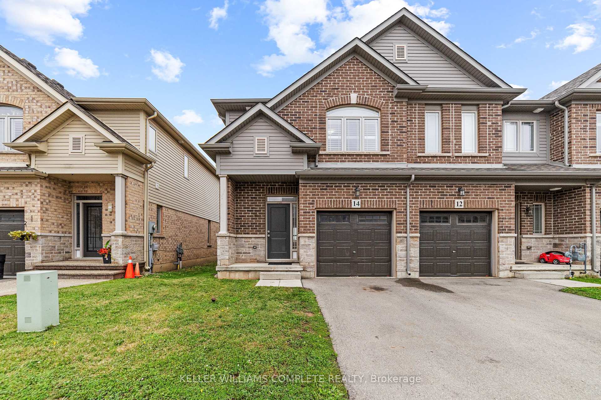 Front of 14 Serenity Lane