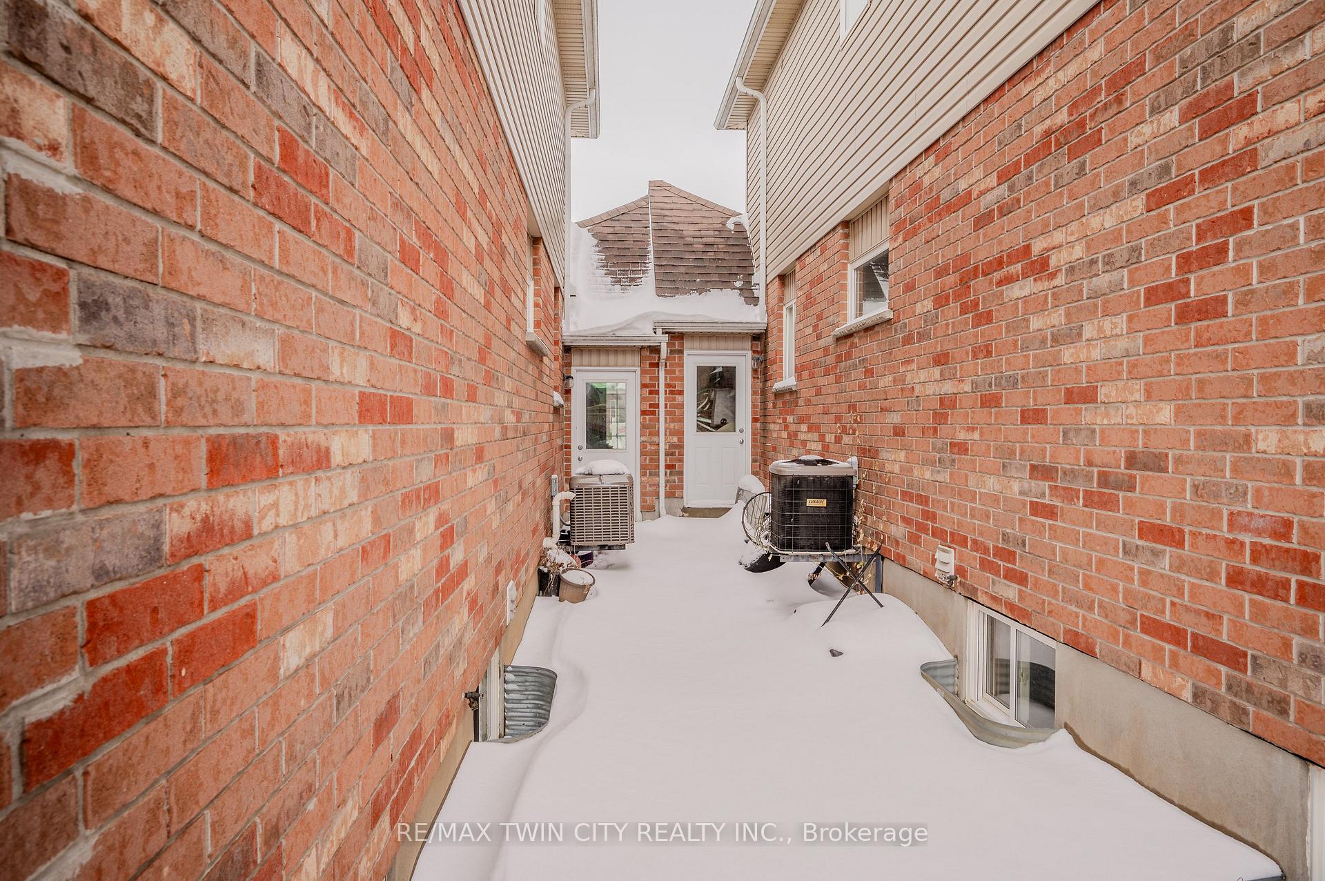 Photo 1 of 6 Broadoaks Drive, Cambridge — HOMEH