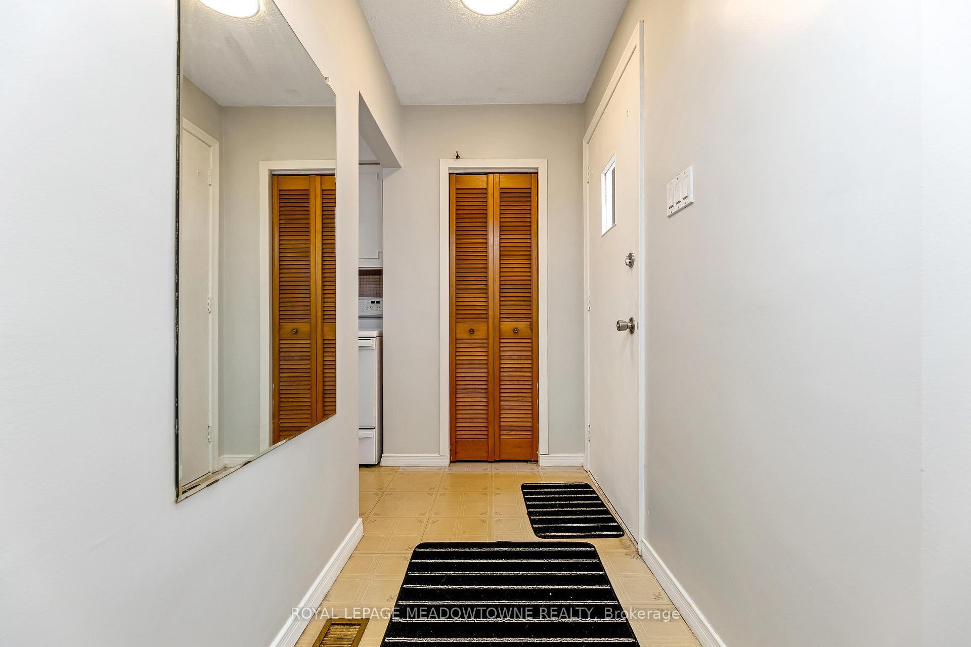 Photo 5 of 175 Raylawn Crescent, Halton Hills, Georgetown — HOMEH