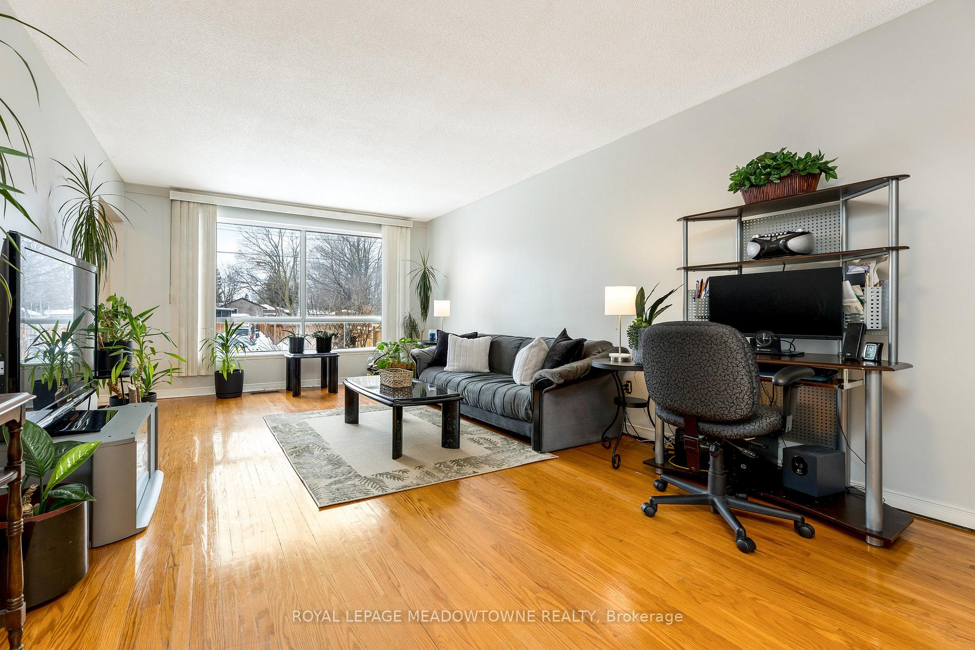 Photo 14 of 175 Raylawn Crescent, Halton Hills, Georgetown — HOMEH