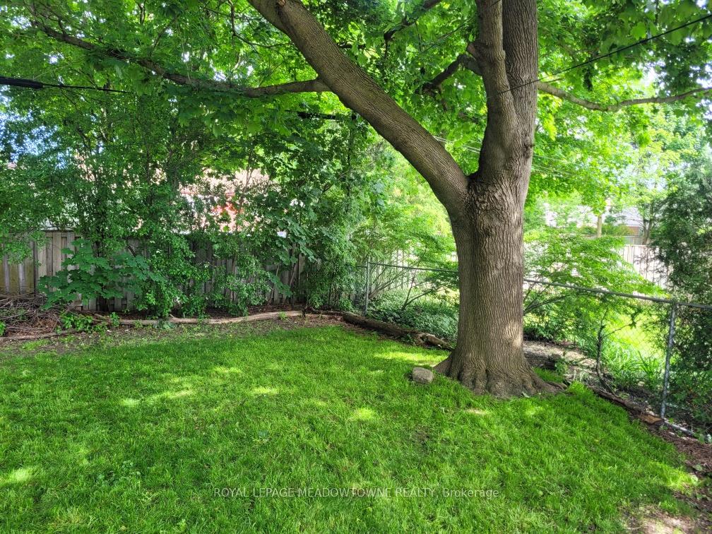 Photo 37 of 175 Raylawn Crescent, Halton Hills, Georgetown — HOMEH