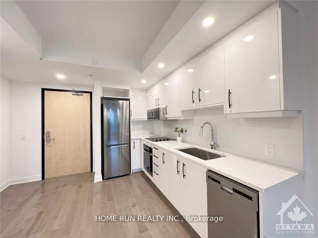 Photo 5 of Unit 1710, 340 Queen Street, Ottawa, Ottawa Centre — HOMEH