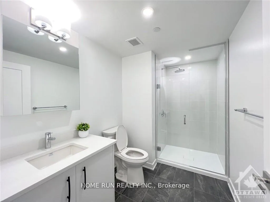 Photo 7 of Unit 1710, 340 Queen Street, Ottawa, Ottawa Centre — HOMEH