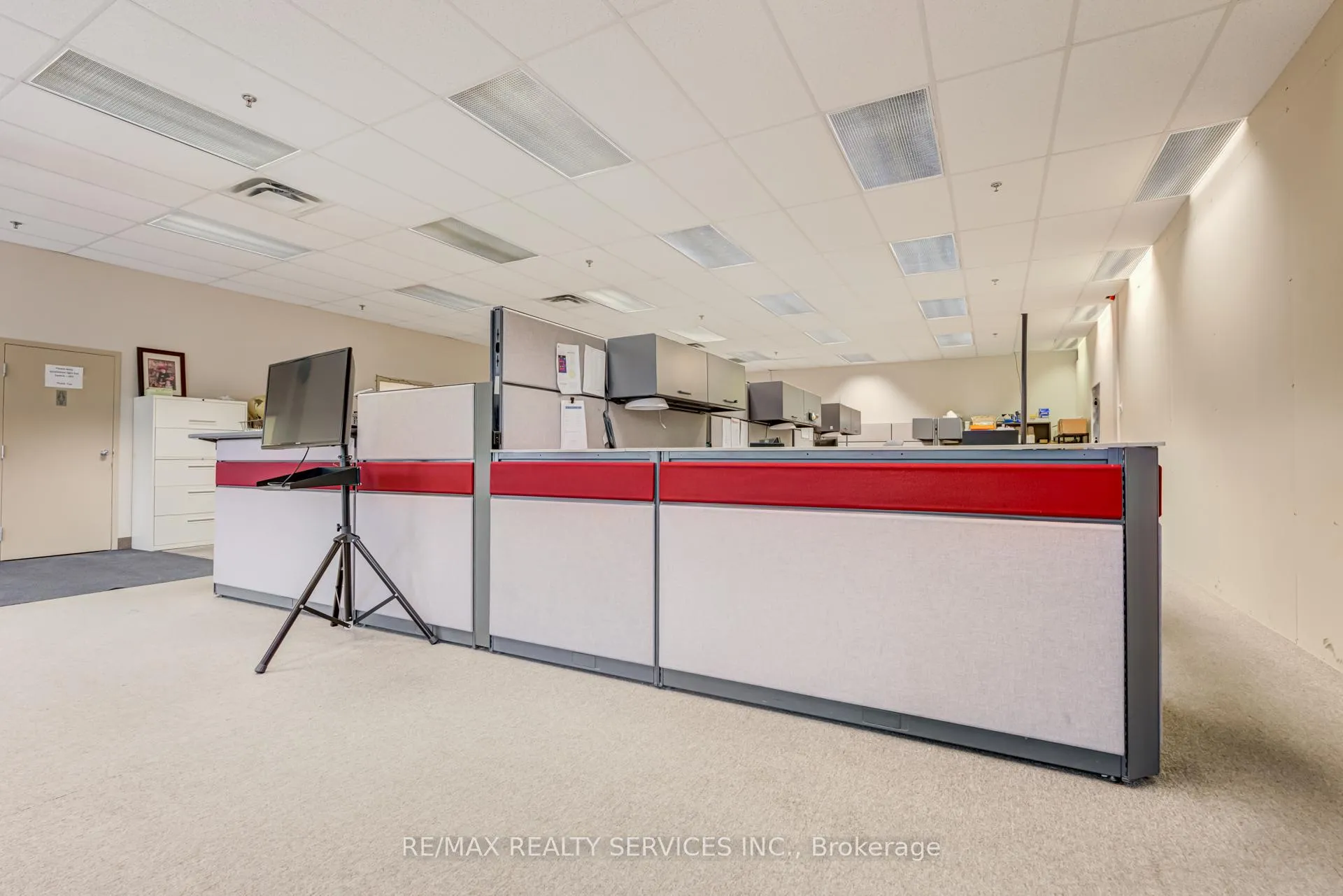 Photo 8 of Unit 18, 18 Franklin Crt, Brampton, Bramalea West Industrial — HOMEH