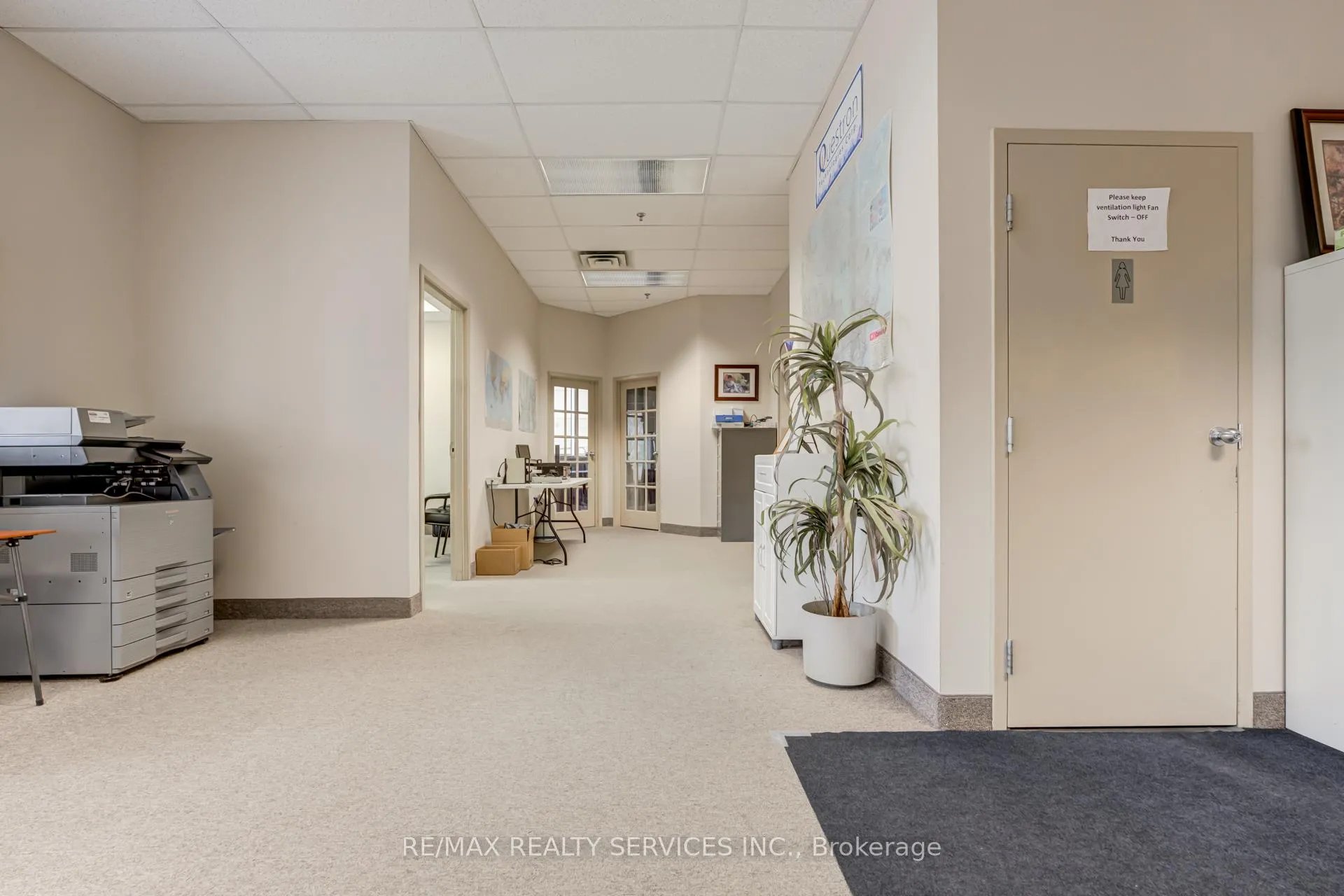 Photo 9 of Unit 18, 18 Franklin Crt, Brampton, Bramalea West Industrial — HOMEH