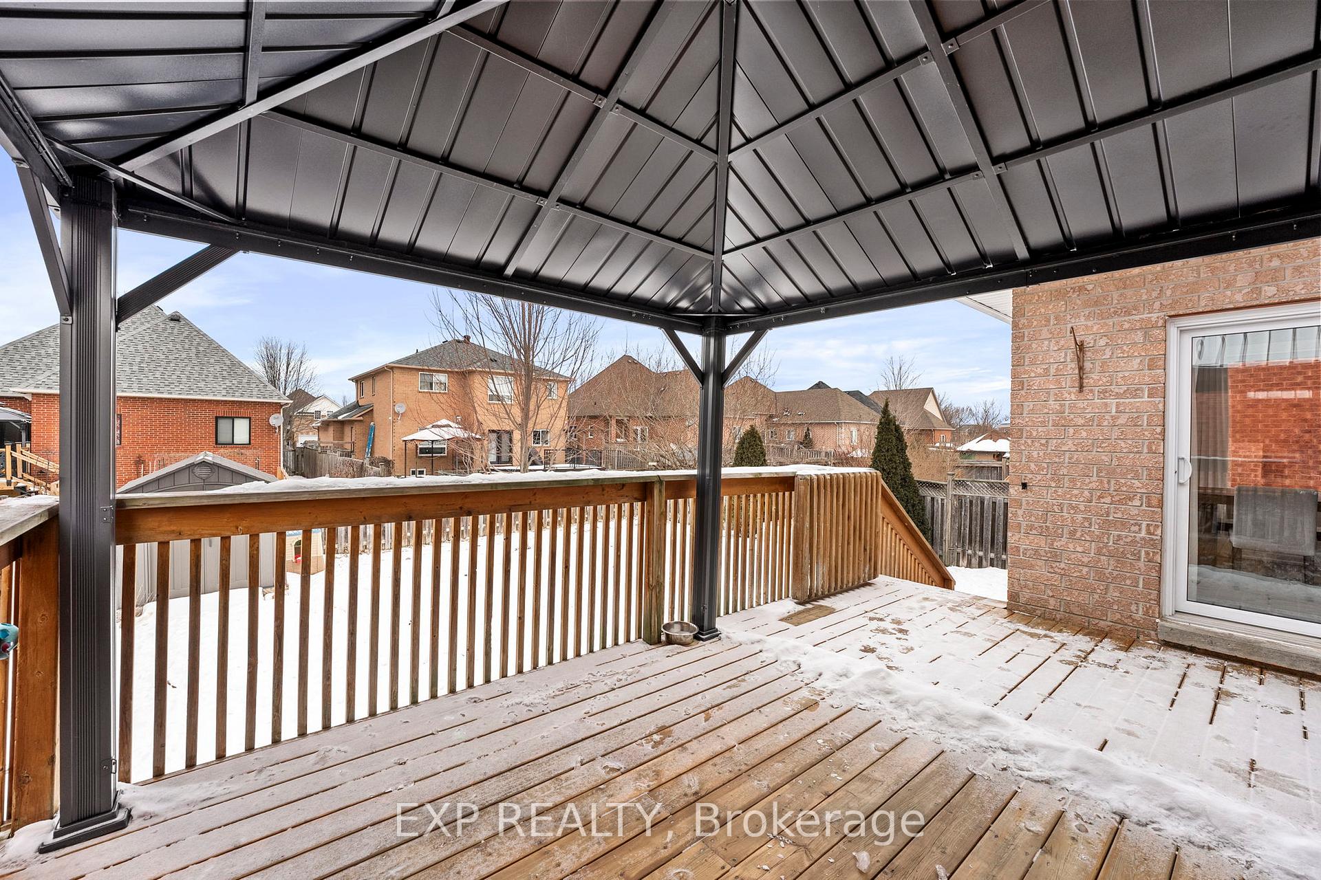 Photo 31 of 50 Bambi Crescent, Georgina, Keswick South — HOMEH