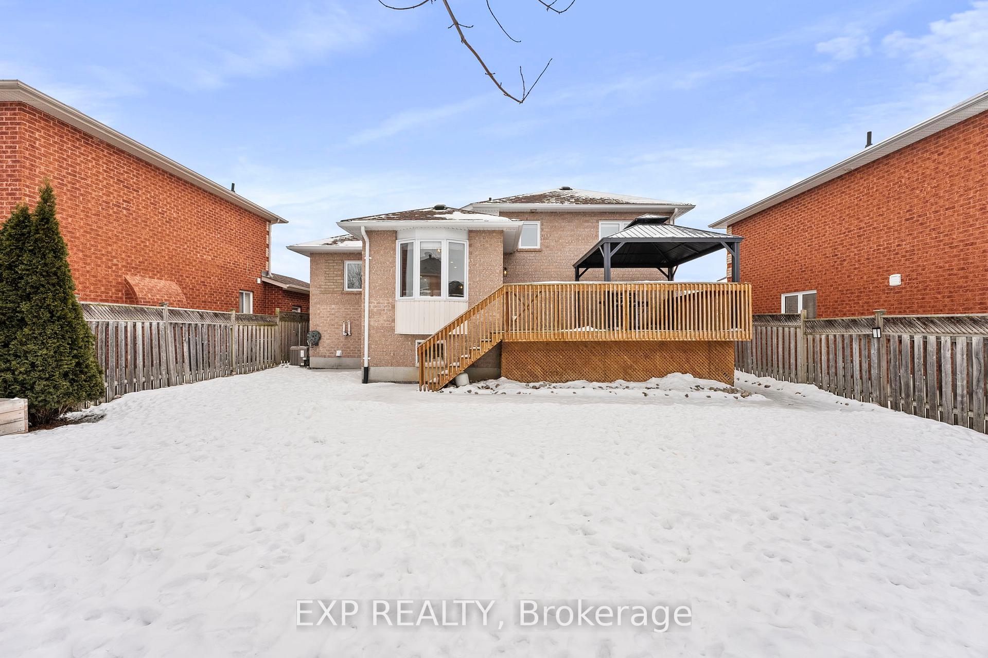 Photo 33 of 50 Bambi Crescent, Georgina, Keswick South — HOMEH