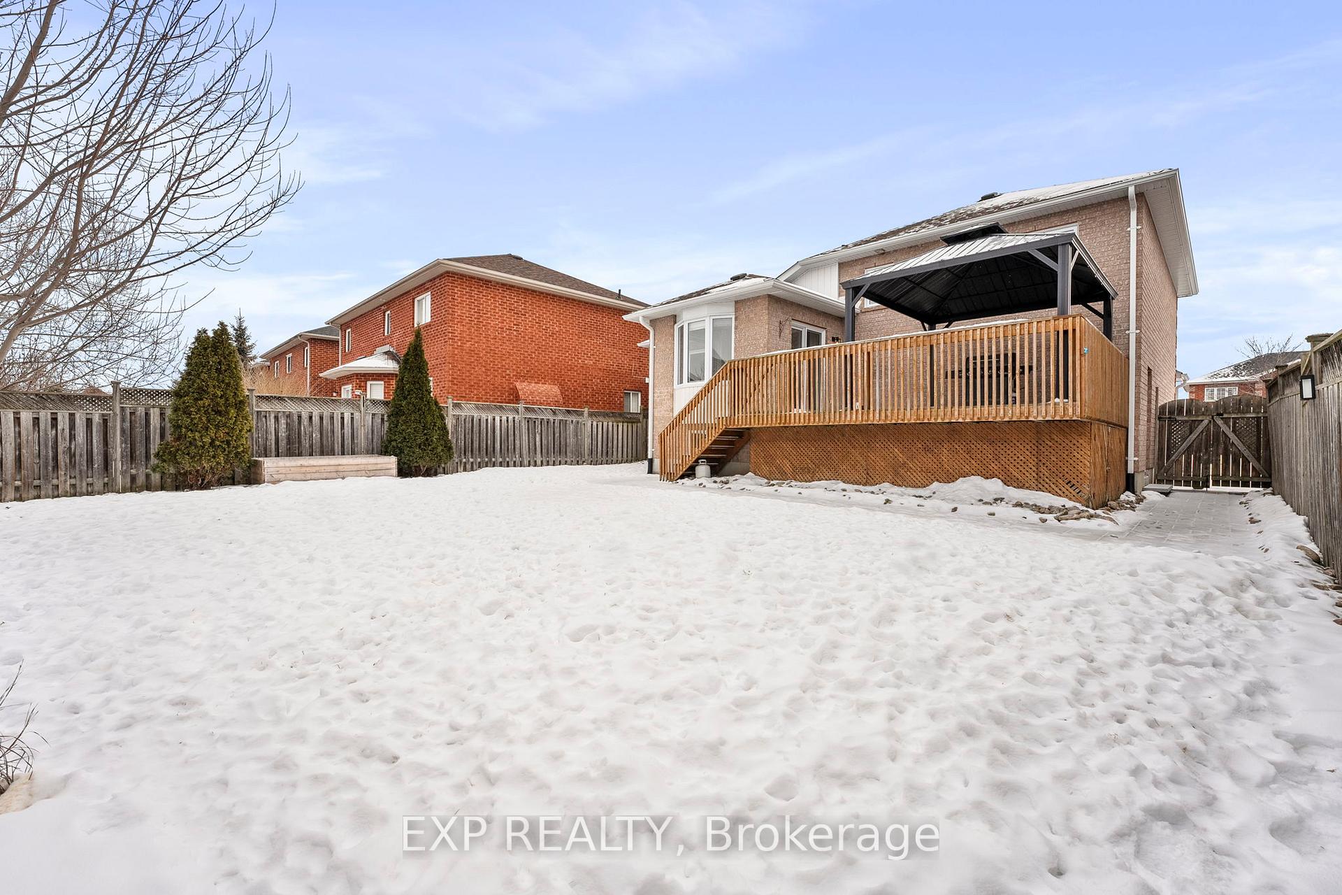 Photo 35 of 50 Bambi Crescent, Georgina, Keswick South — HOMEH