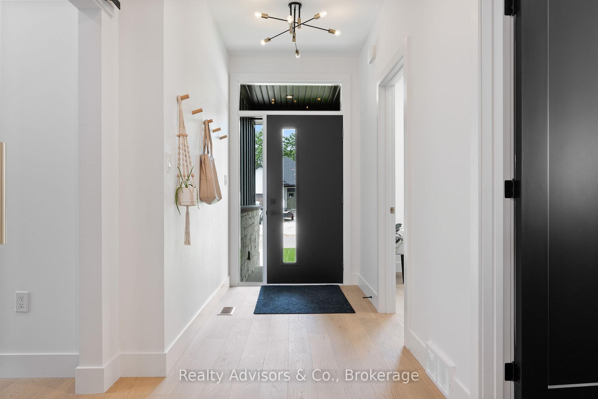 Photo 13 of 6 Macneil Court, Bayham, Port Burwell — HOMEH