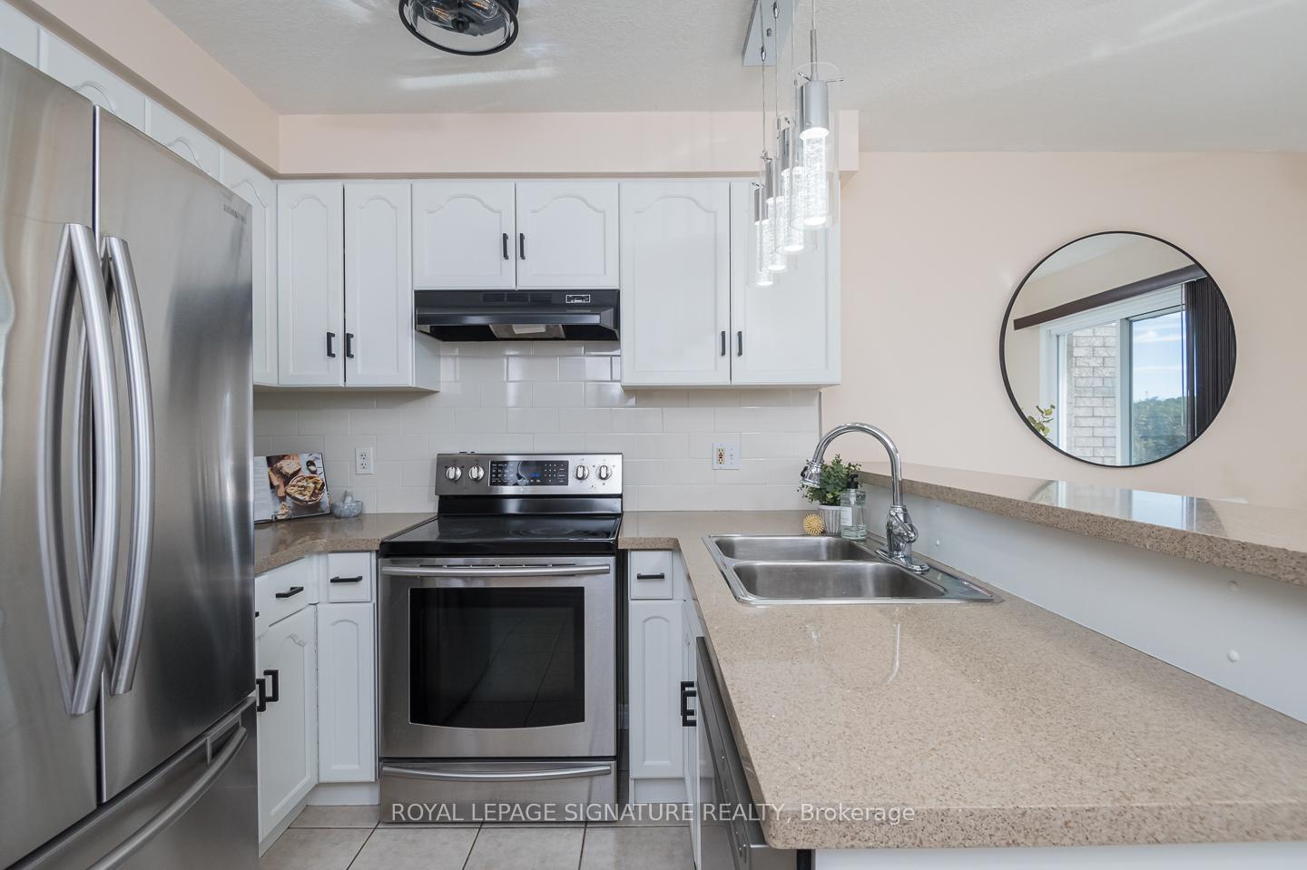Photo 5 of 20 Rachlin Drive, Halton Hills, Acton — HOMEH