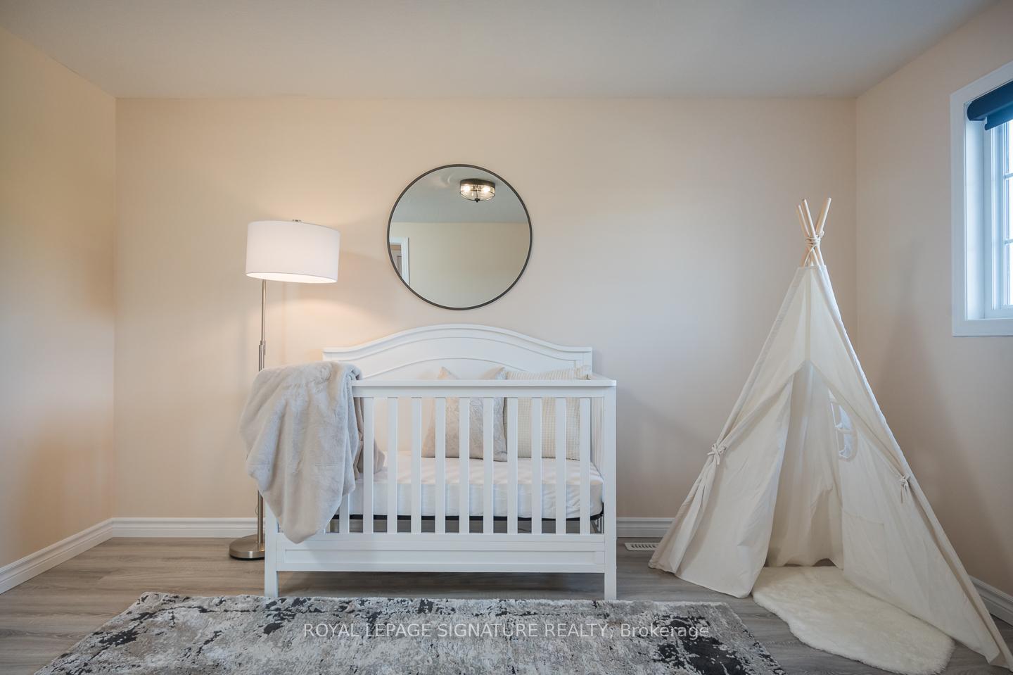 Photo 9 of 20 Rachlin Drive, Halton Hills, Acton — HOMEH