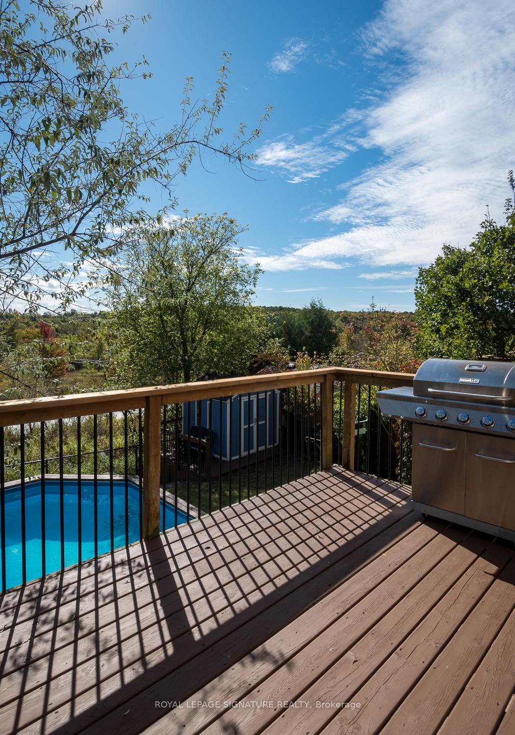 Photo 15 of 20 Rachlin Drive, Halton Hills, Acton — HOMEH