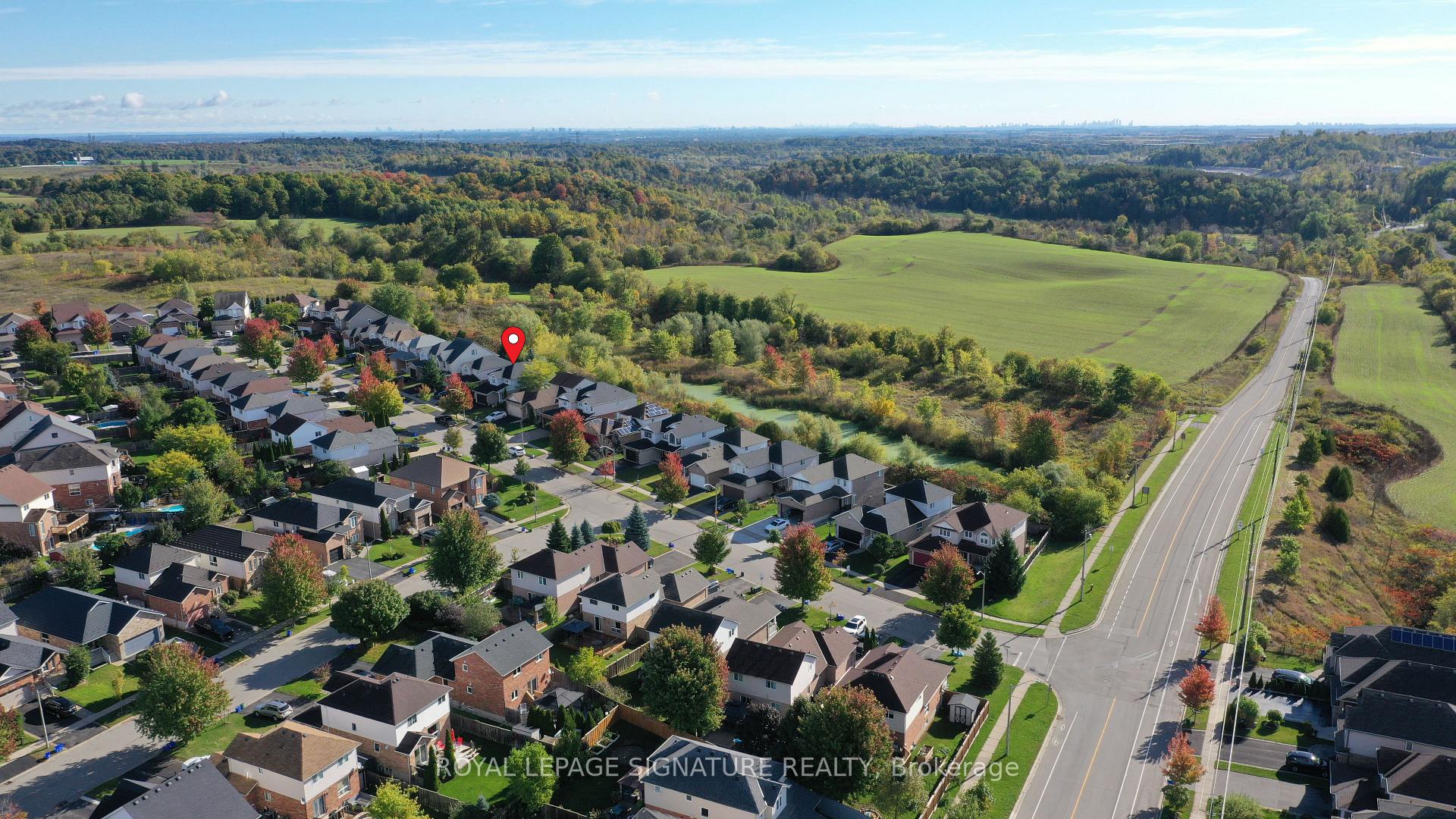 Photo 18 of 20 Rachlin Drive, Halton Hills, Acton — HOMEH