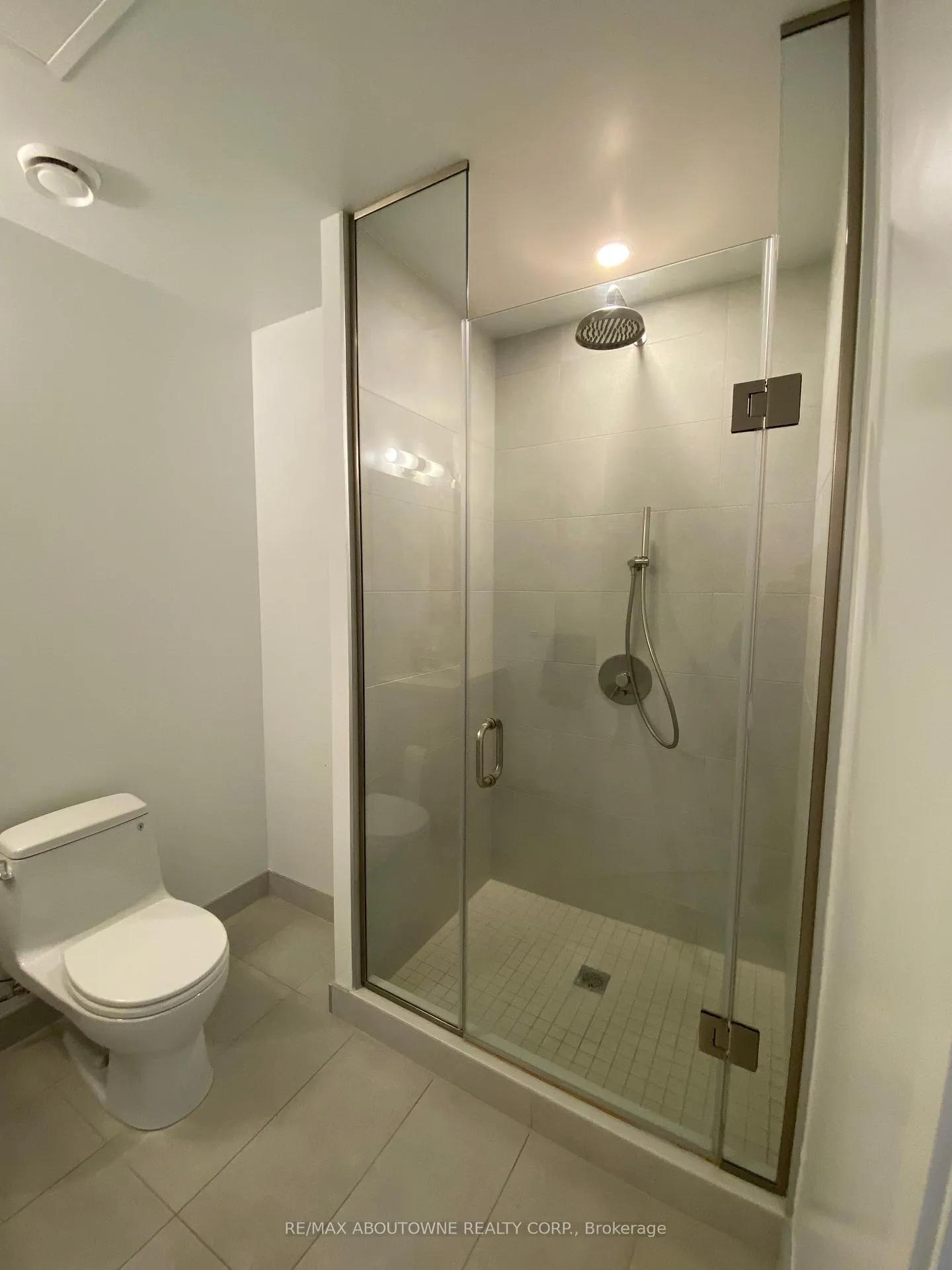 Photo 9 of Unit 806, 2020 Bathurst Street, Toronto, Humewood-Cedarvale — HOMEH