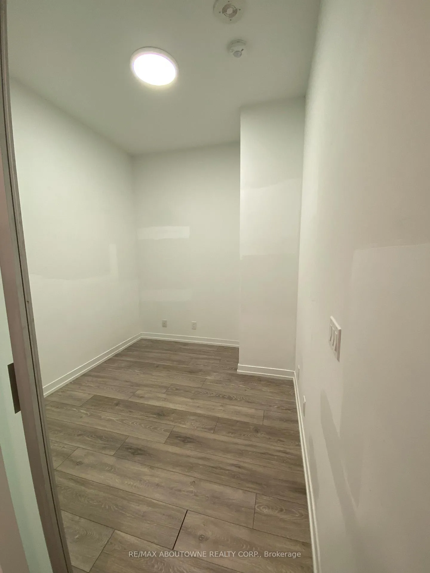 Photo 11 of Unit 806, 2020 Bathurst Street, Toronto, Humewood-Cedarvale — HOMEH