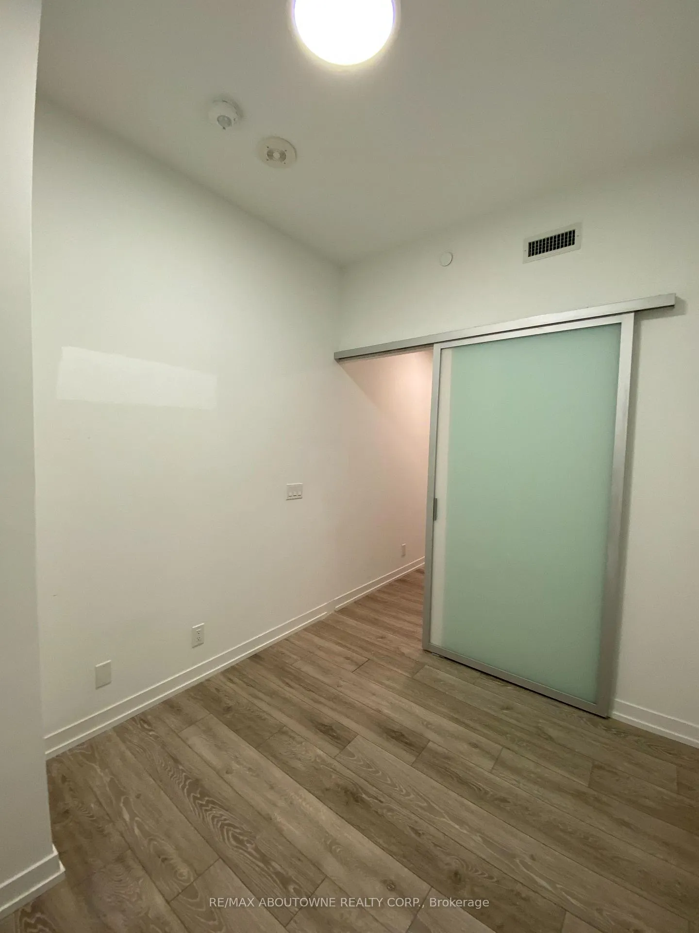 Photo 12 of Unit 806, 2020 Bathurst Street, Toronto, Humewood-Cedarvale — HOMEH