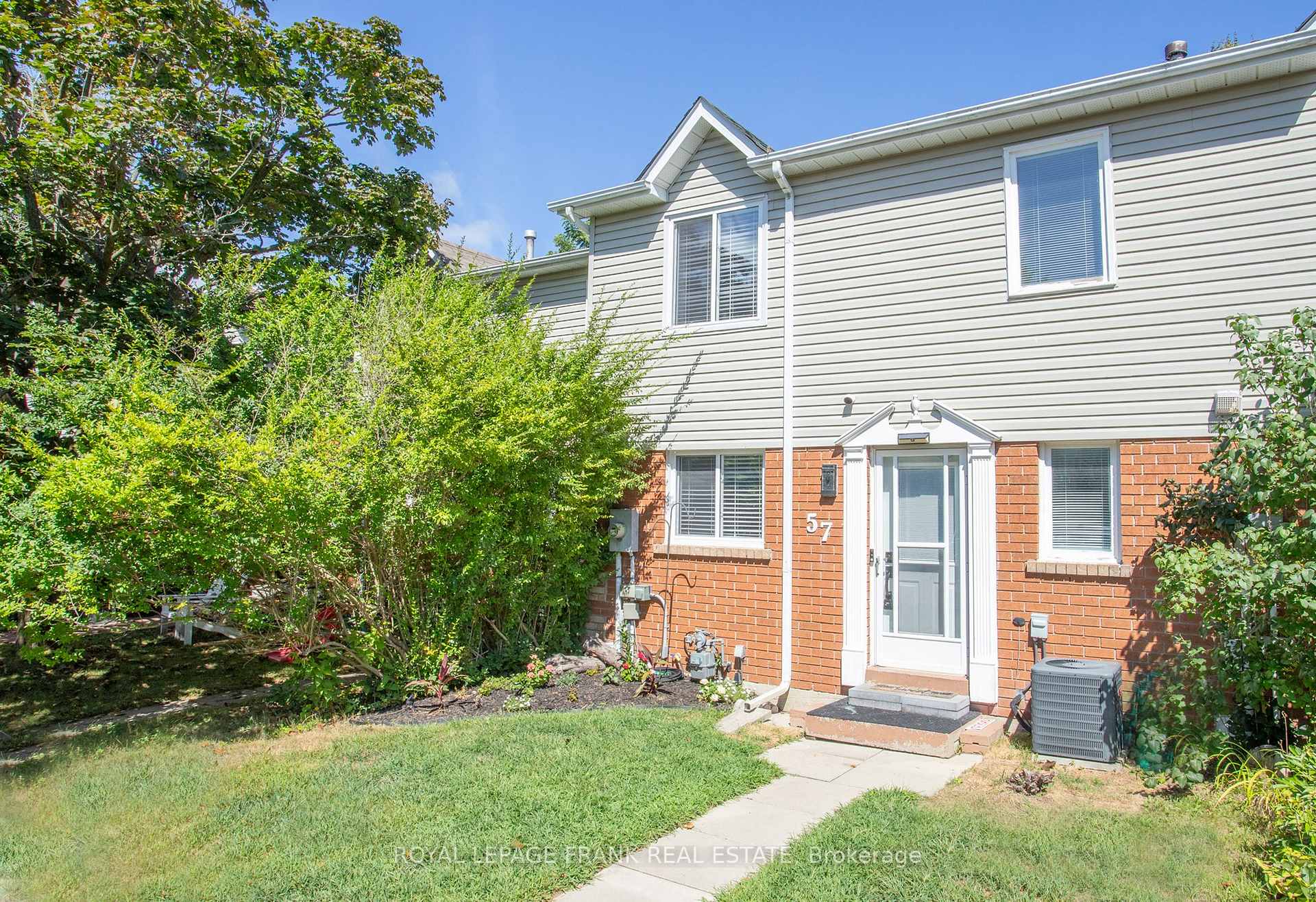 Photo 1 of 57 Elford Drive, Clarington, Bowmanville — HOMEH