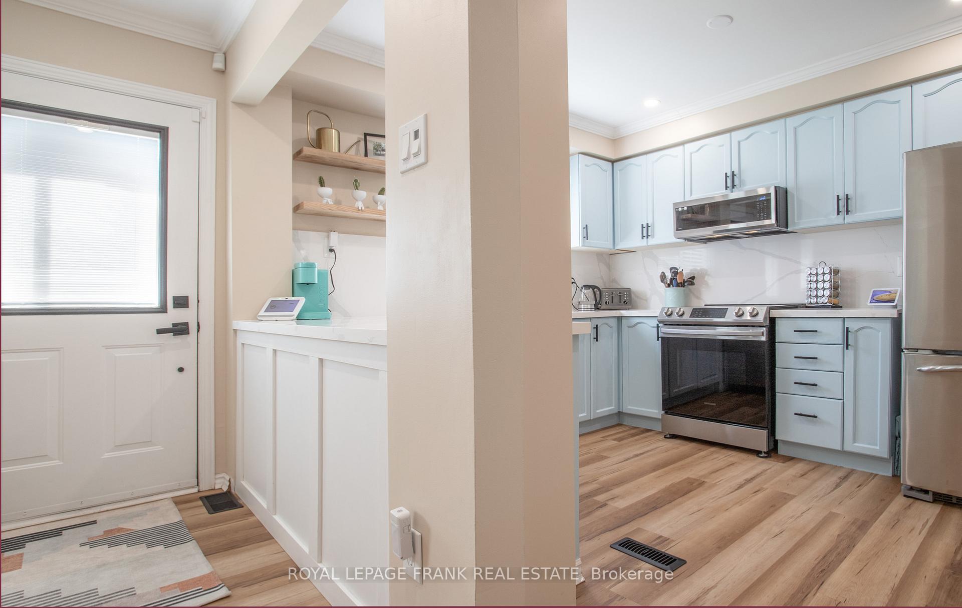 Photo 5 of 57 Elford Drive, Clarington, Bowmanville — HOMEH