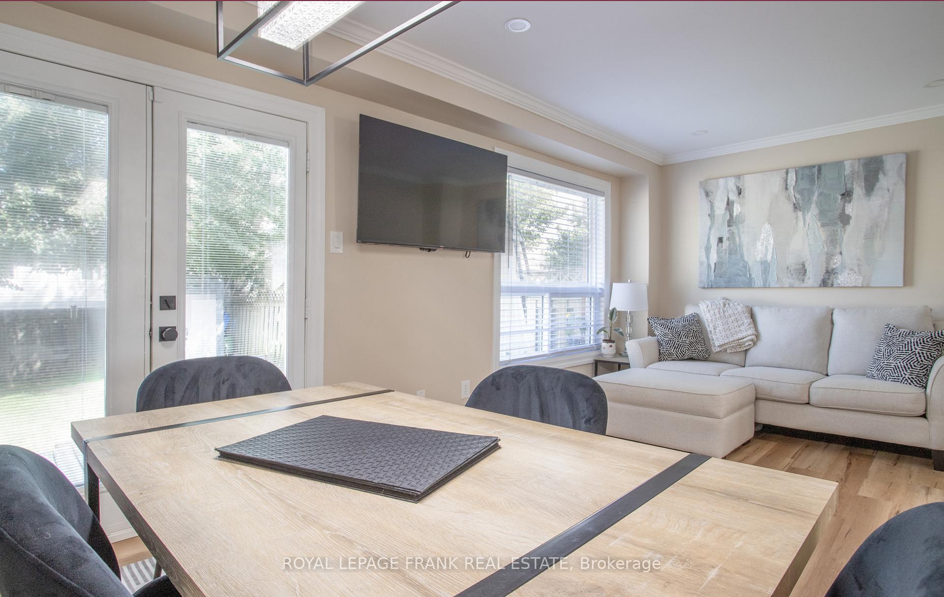 Photo 11 of 57 Elford Drive, Clarington, Bowmanville — HOMEH