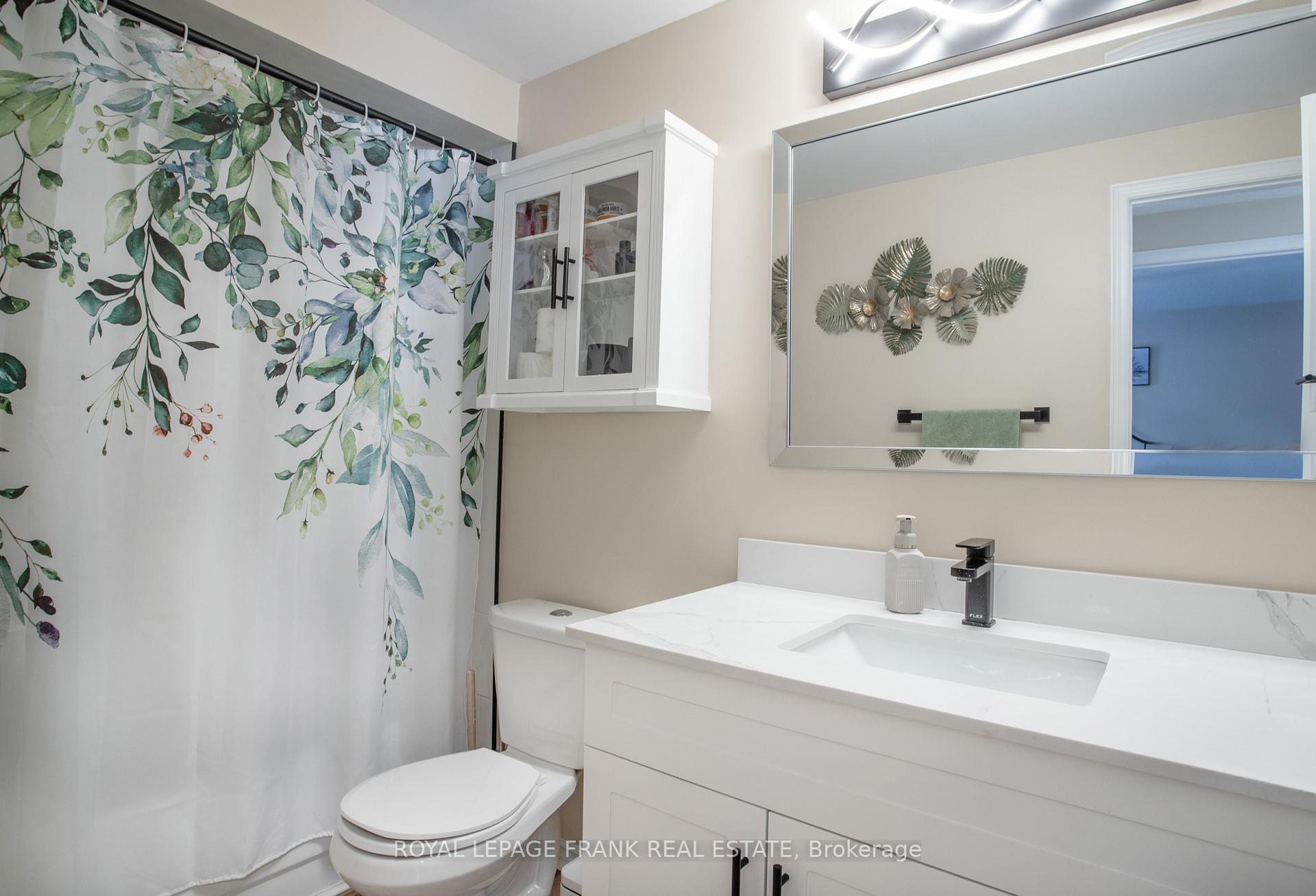 Photo 17 of 57 Elford Drive, Clarington, Bowmanville — HOMEH
