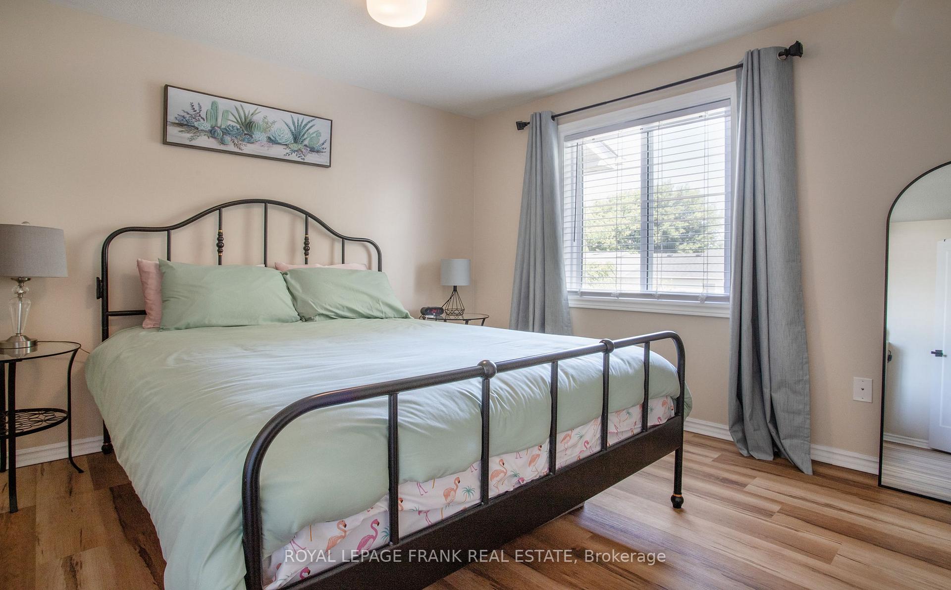 Photo 20 of 57 Elford Drive, Clarington, Bowmanville — HOMEH