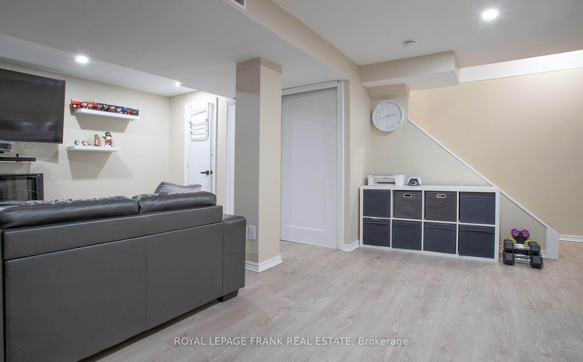 Photo 21 of 57 Elford Drive, Clarington, Bowmanville — HOMEH