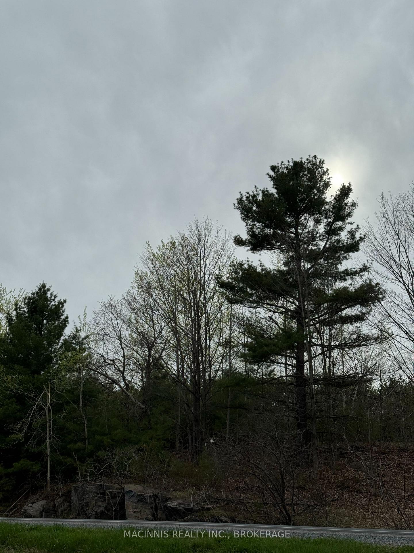 Photo 15 of 7666 Highway 38 Road, Frontenac, Frontenac South — HOMEH