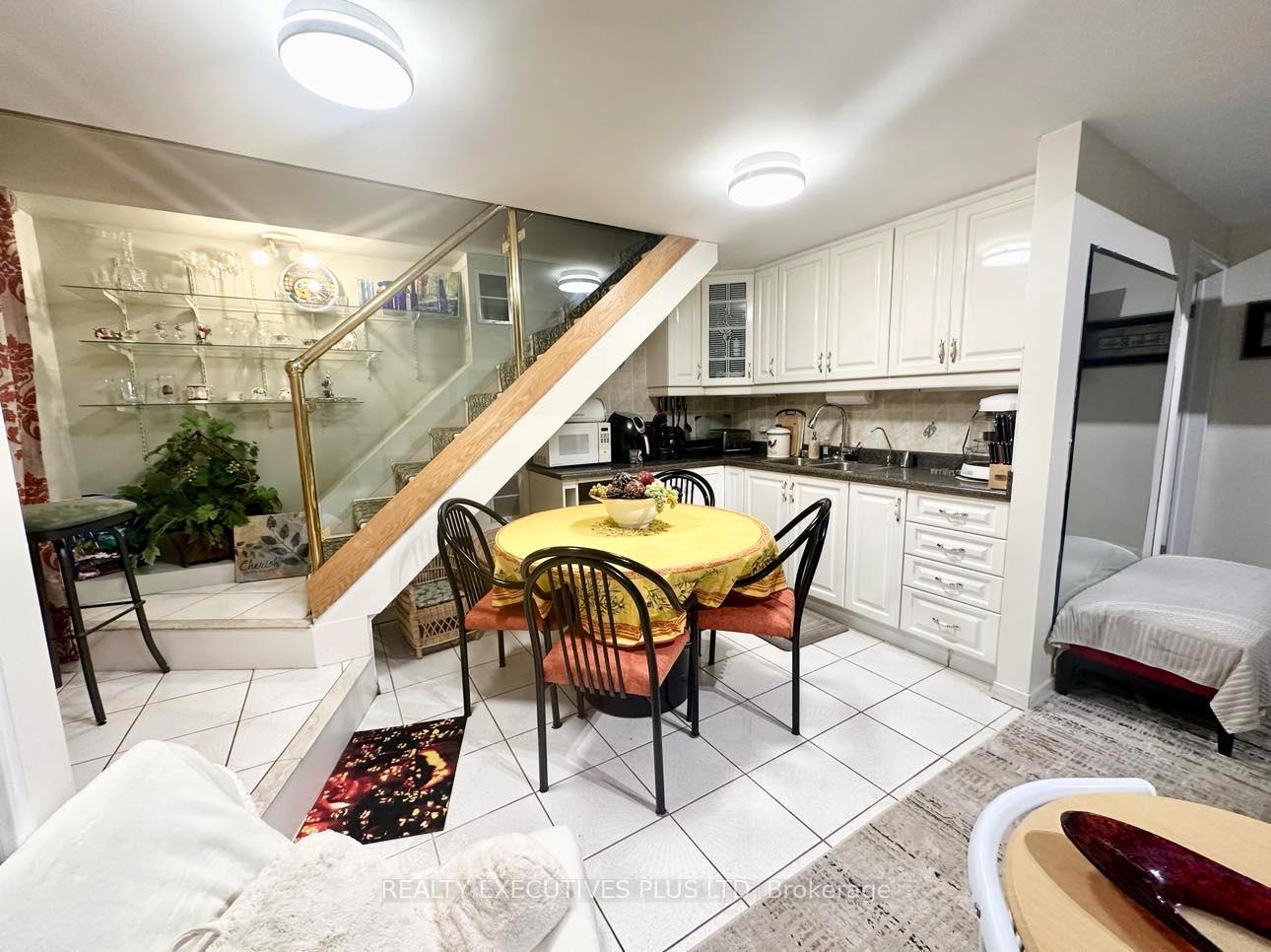 Photo 2 of Unit #2, 1252 Hillhurst Road, Oakville, Morrison — HOMEH