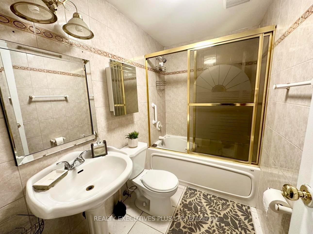 Photo 6 of Unit #2, 1252 Hillhurst Road, Oakville, Morrison — HOMEH
