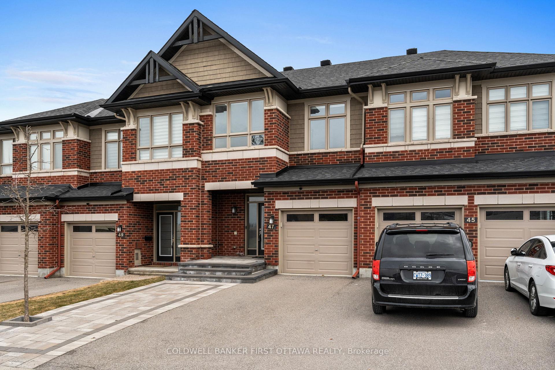 Photo 2 of 47 Salamander Way, Ottawa, Blossom Park/Kemp Park/Findlay Creek — HOMEH
