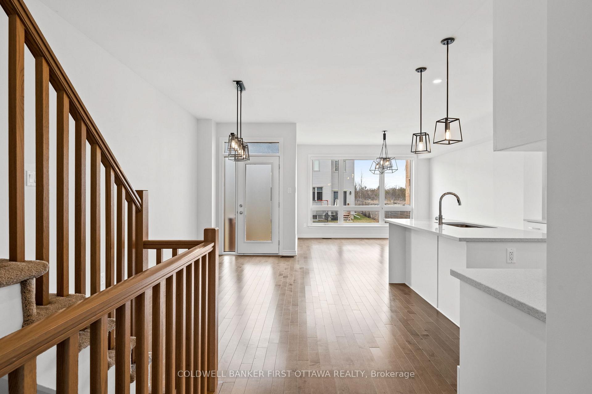 Photo 7 of 47 Salamander Way, Ottawa, Blossom Park/Kemp Park/Findlay Creek — HOMEH