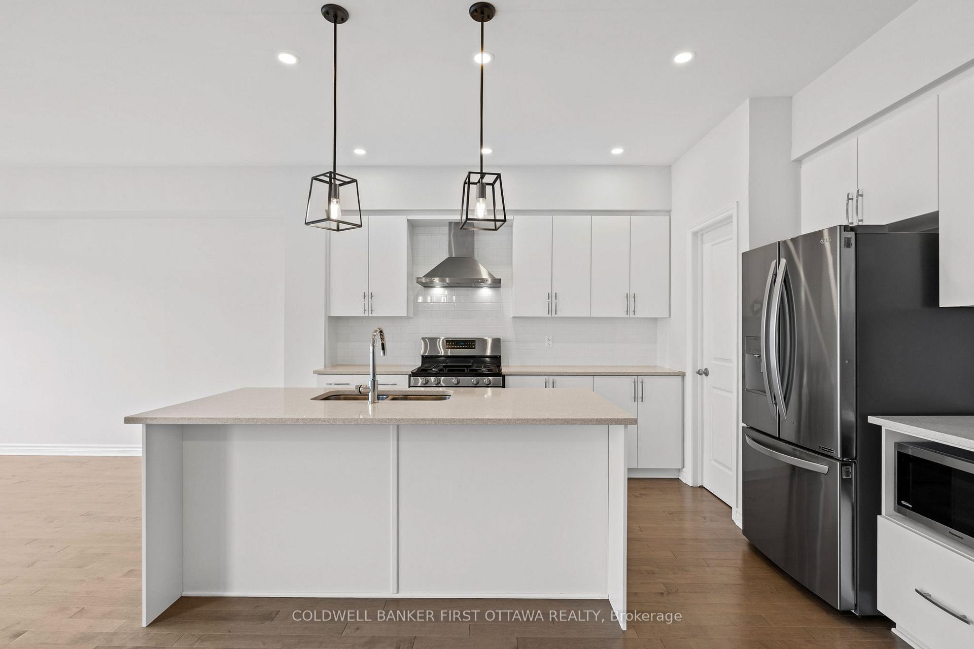 Photo 9 of 47 Salamander Way, Ottawa, Blossom Park/Kemp Park/Findlay Creek — HOMEH