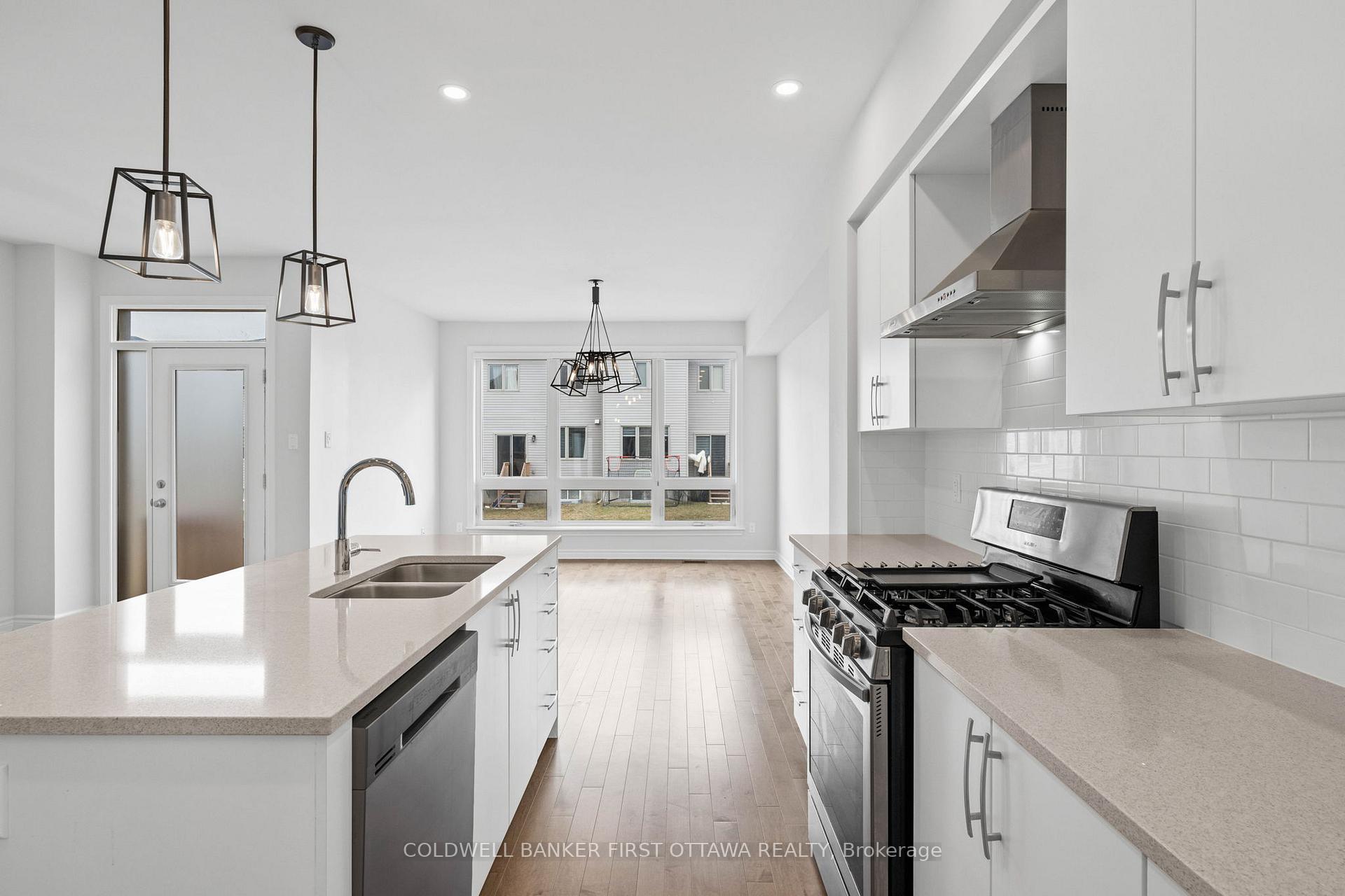 Photo 13 of 47 Salamander Way, Ottawa, Blossom Park/Kemp Park/Findlay Creek — HOMEH
