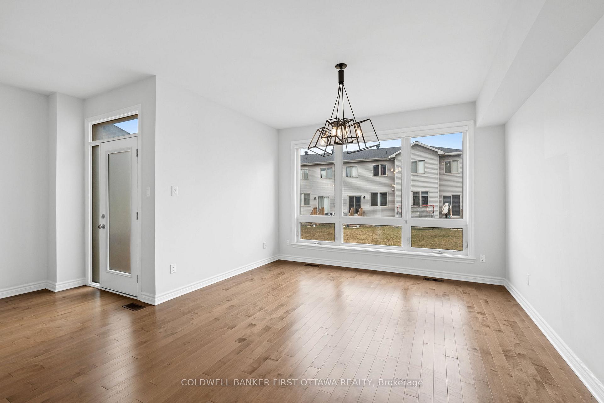 Photo 14 of 47 Salamander Way, Ottawa, Blossom Park/Kemp Park/Findlay Creek — HOMEH