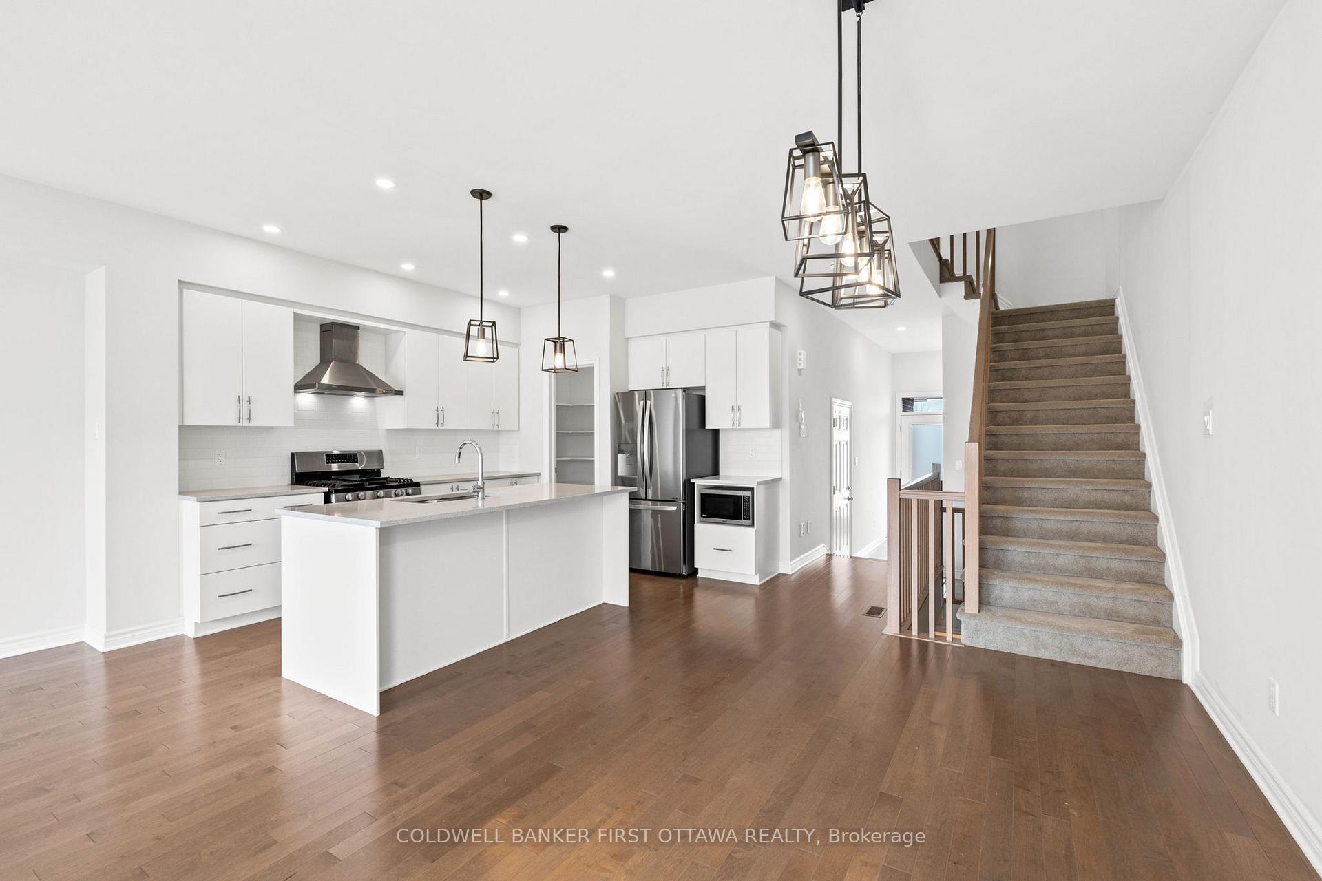 Photo 19 of 47 Salamander Way, Ottawa, Blossom Park/Kemp Park/Findlay Creek — HOMEH