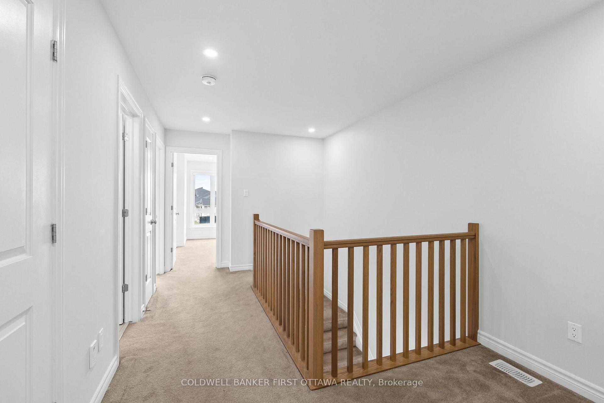 Photo 22 of 47 Salamander Way, Ottawa, Blossom Park/Kemp Park/Findlay Creek — HOMEH
